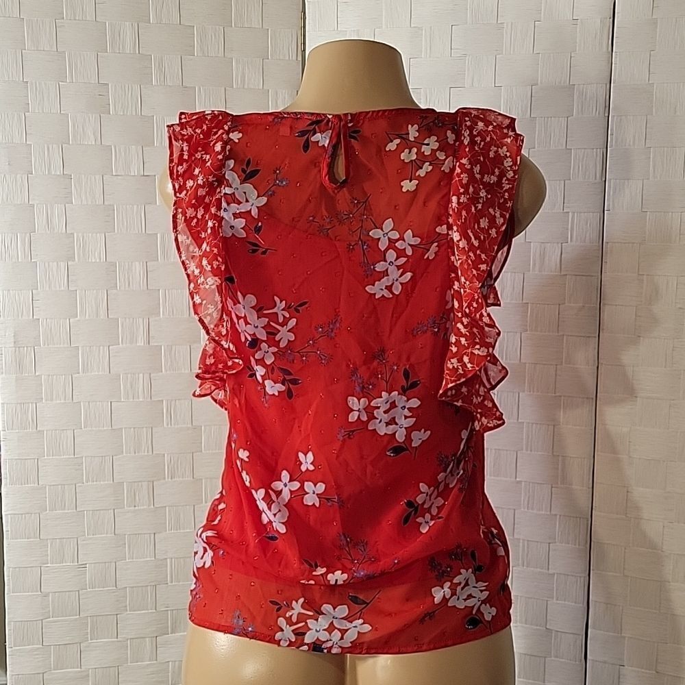 CANDIES CASUAL SLEEVELESS RUFFLE ROUNDNECK ALL OVER FLORAL PRINTED DESIGN SHIRT - Picture 7 of 13